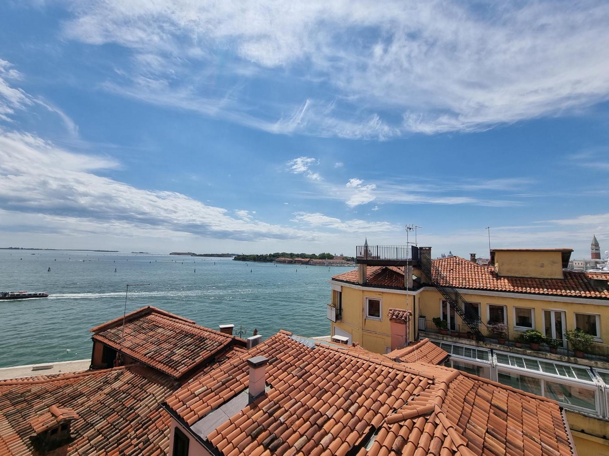 Апартаменты Biennale Terrace Венеция Экстерьер фото
